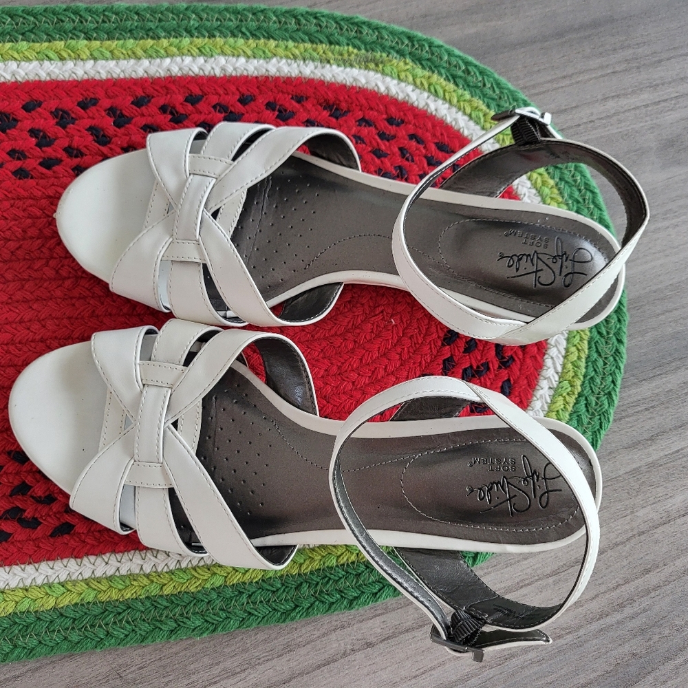 LifeStride Women's Yvette Wedge Sandal - 11W - Picture 5 of 7